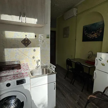 Old Marjanishvili Tbilisi Exterior photo